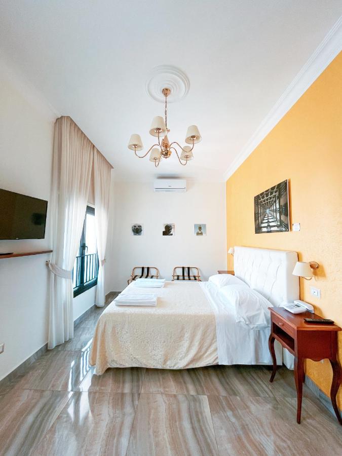 Neapolitantrips Hotel Dış mekan fotoğraf
